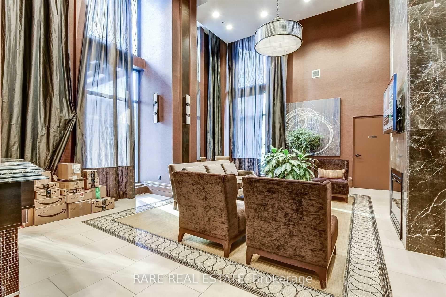 385 Prince Of Wales Drive Unit 3204 photo 17