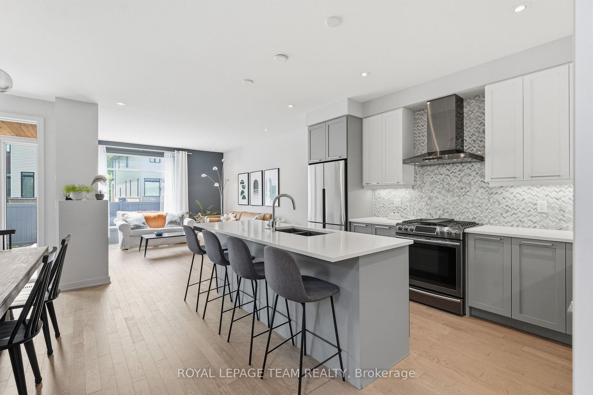 862 Quartet Avenue photo 10