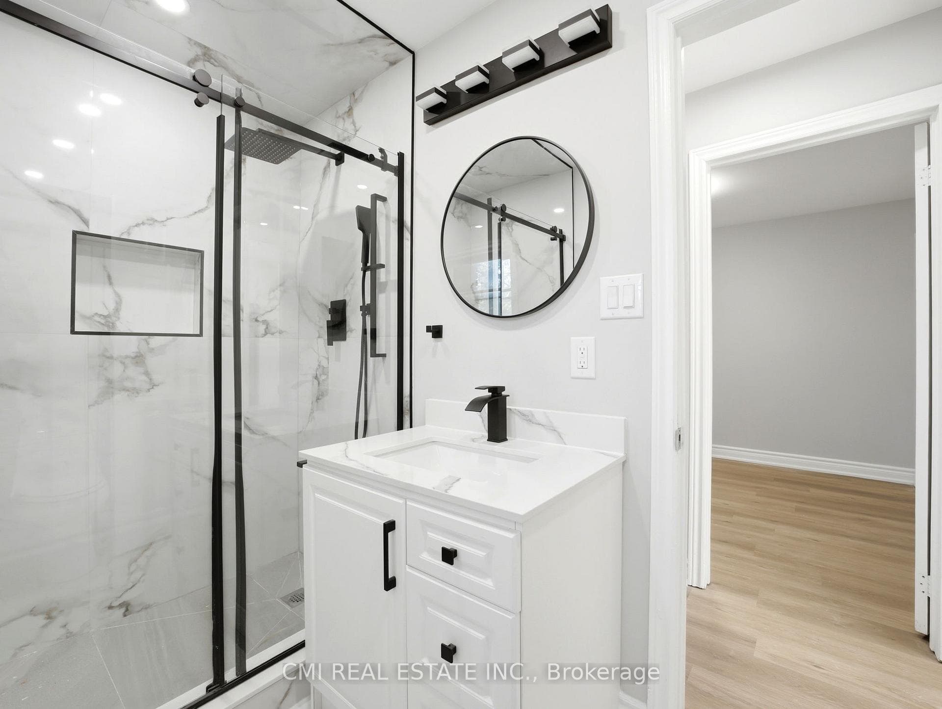 86 Adair Avenue photo 13