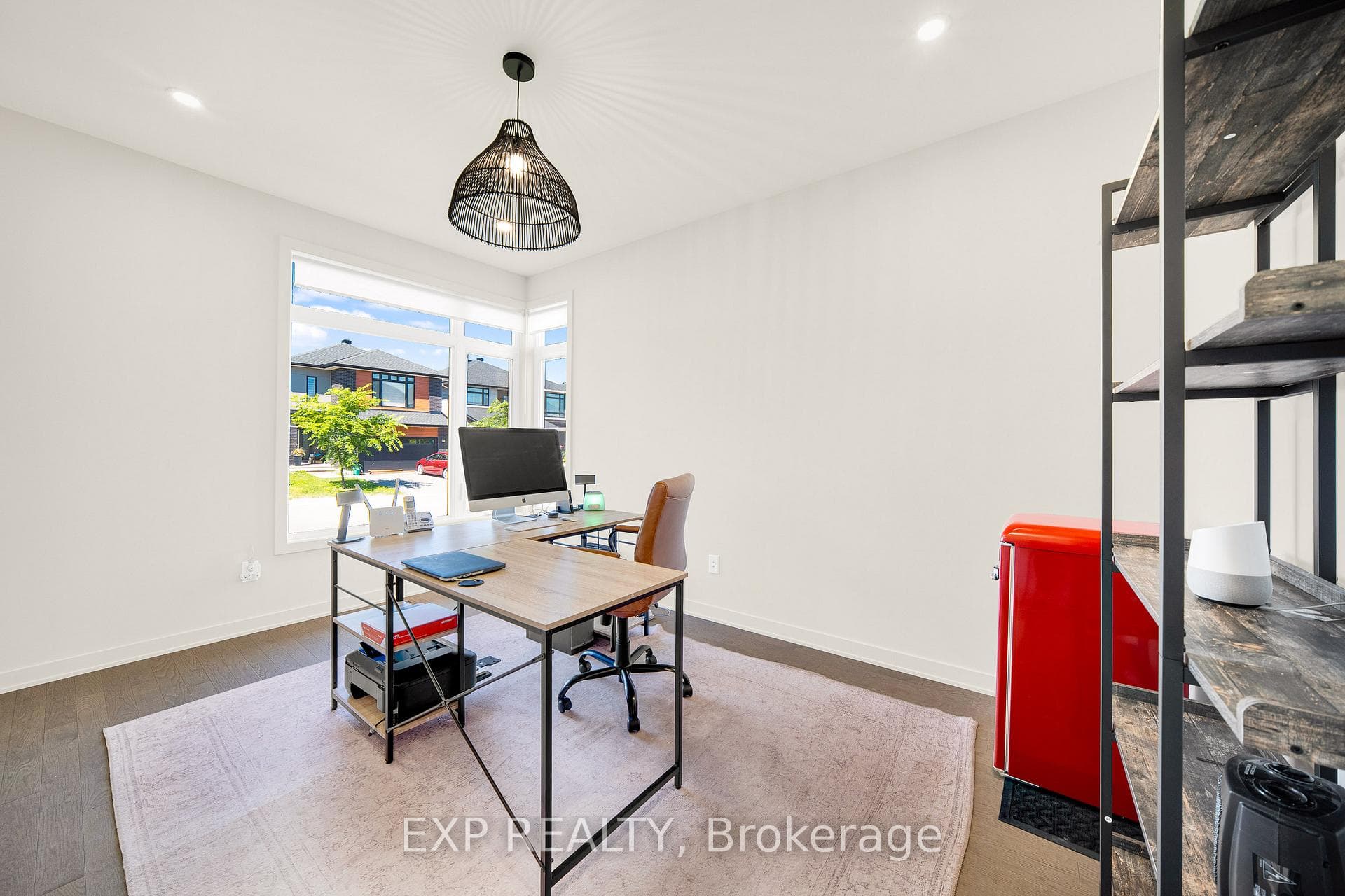 708 Wooler Place photo 13