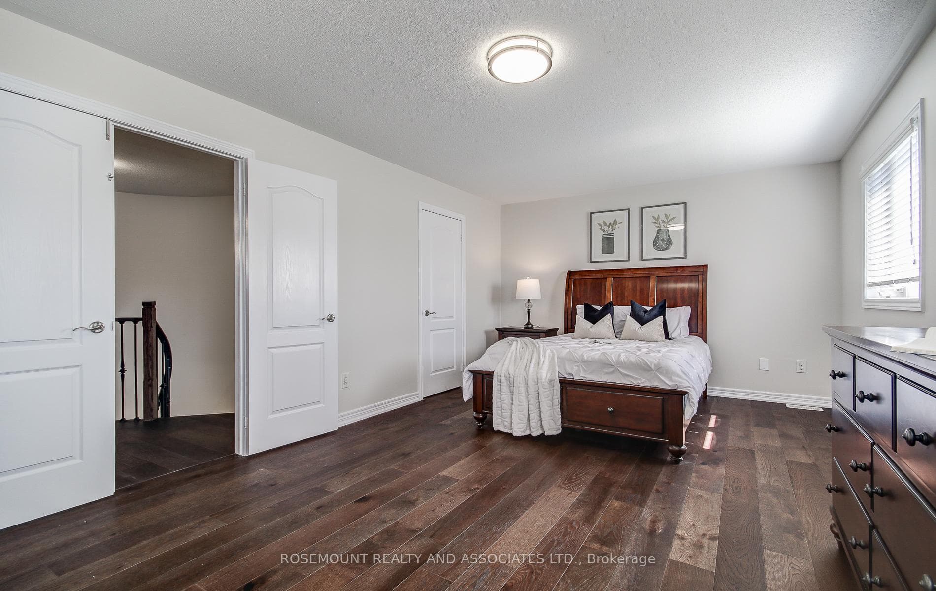 11 Black Diamond Crescent photo 15