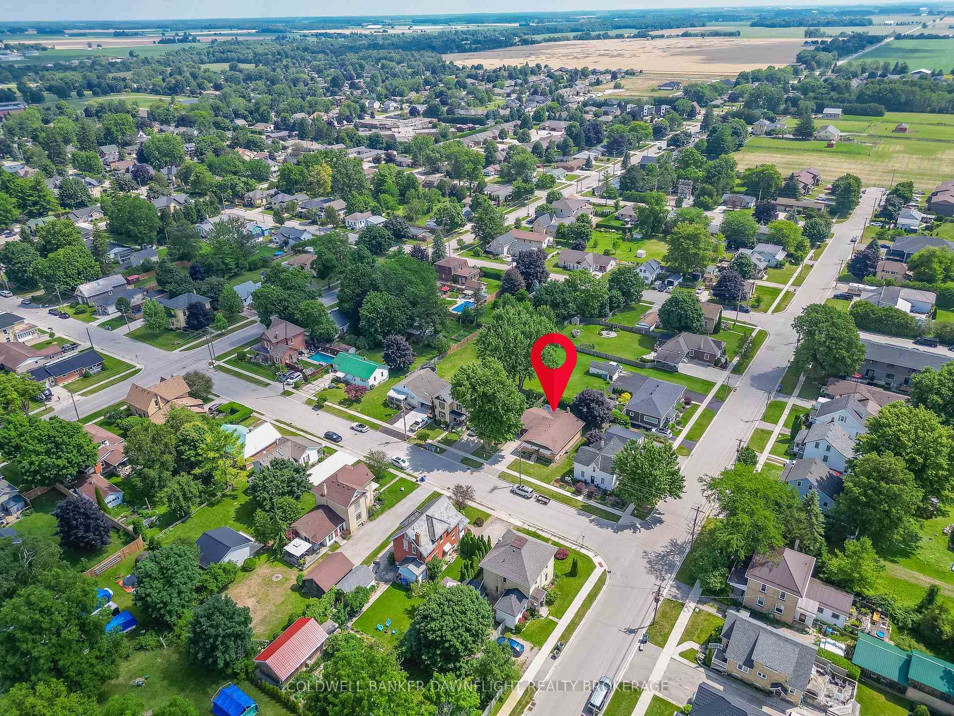 516 Andrew Street photo 37