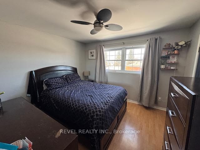 665 Emilie Street photo 13