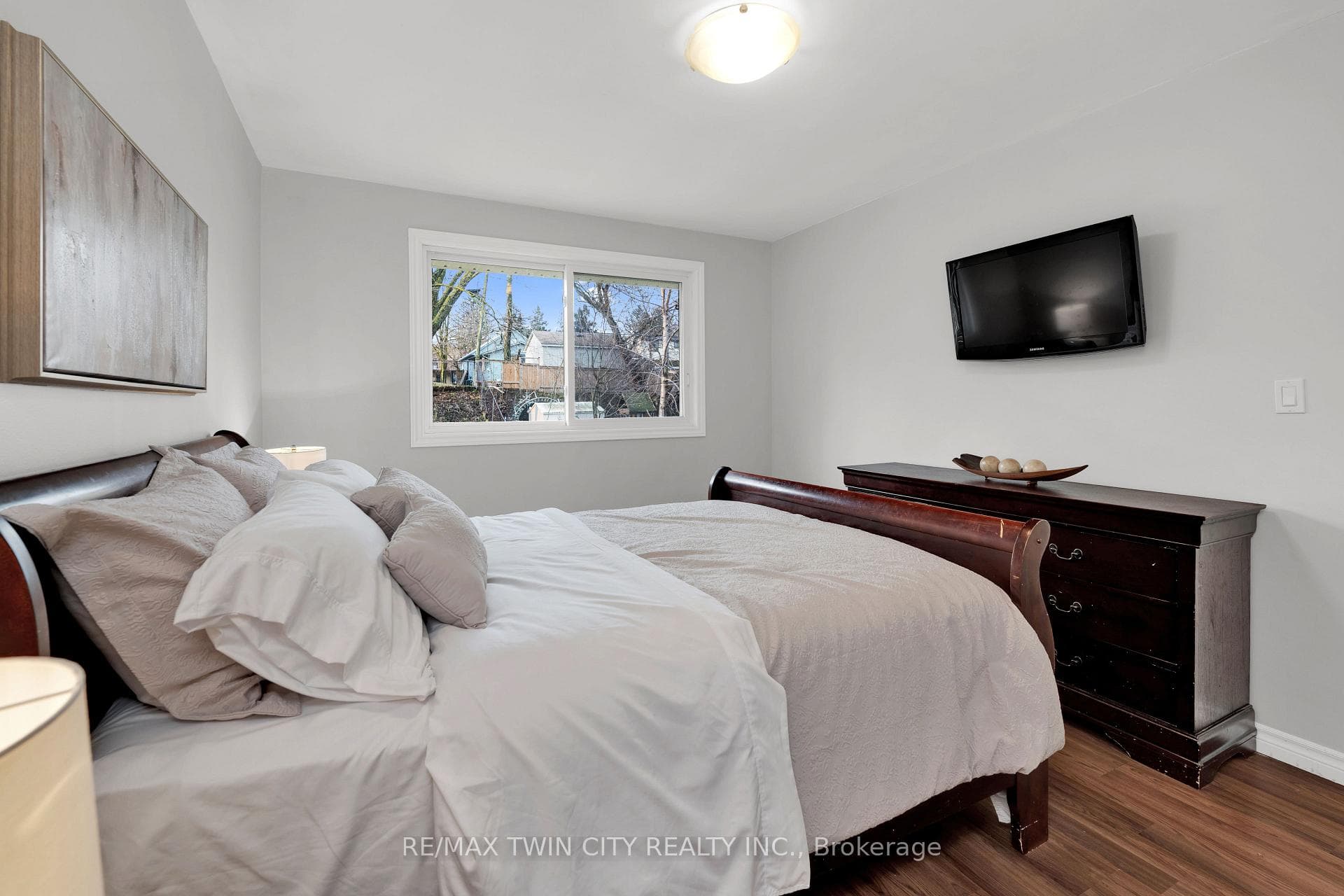 334 Jacob Street photo 19