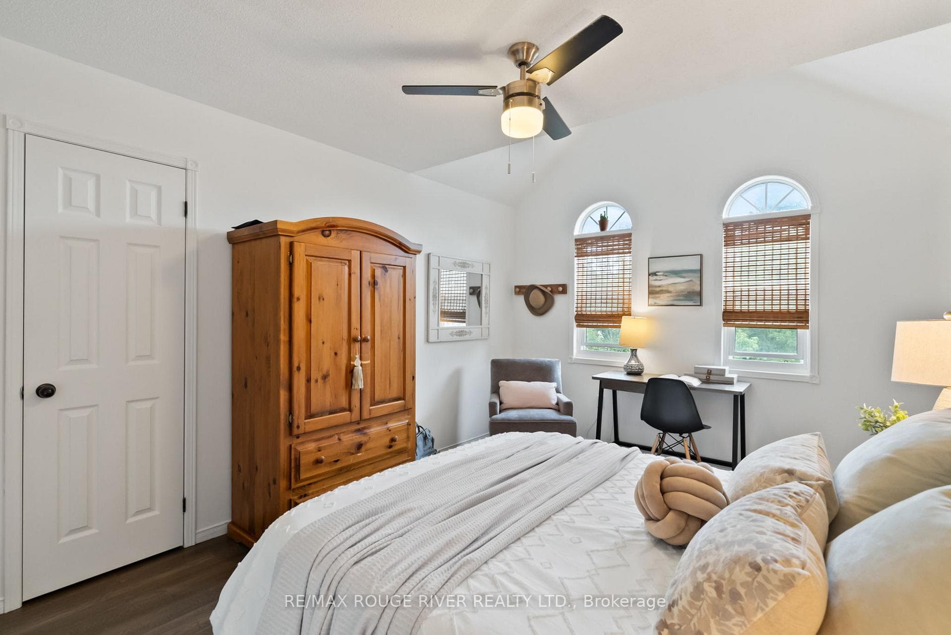 71 Matthewson Place photo 19