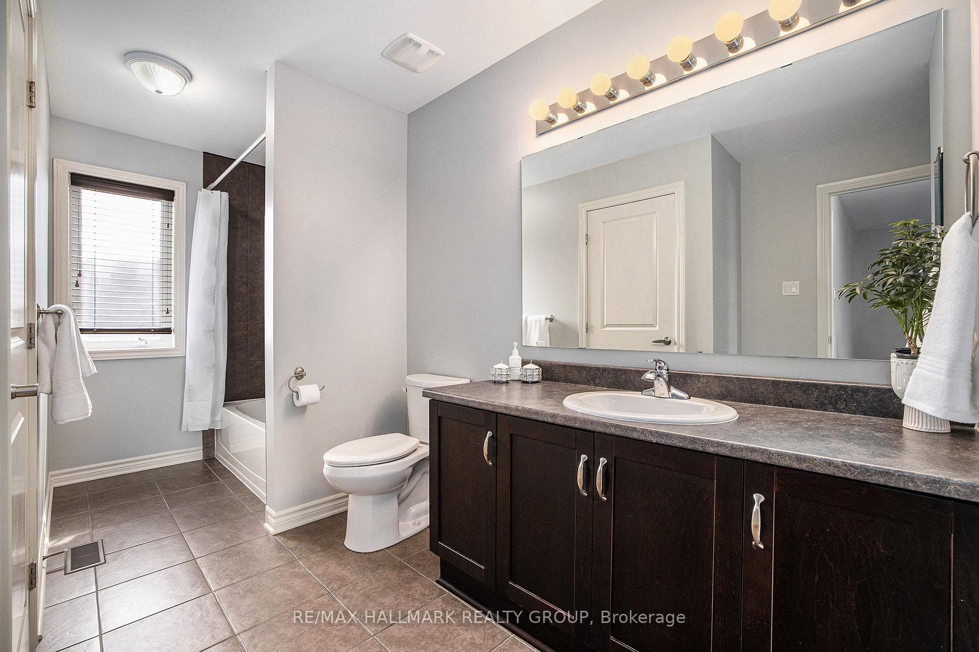 69 Mcgregor Street photo 23