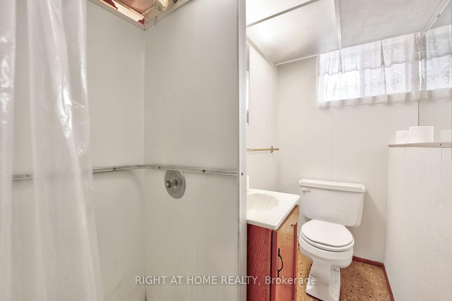 3 Lowell Avenue photo 22