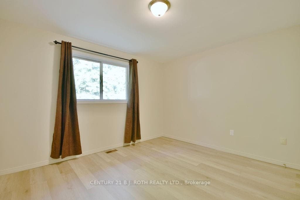 25 JOHNSON Street photo 17