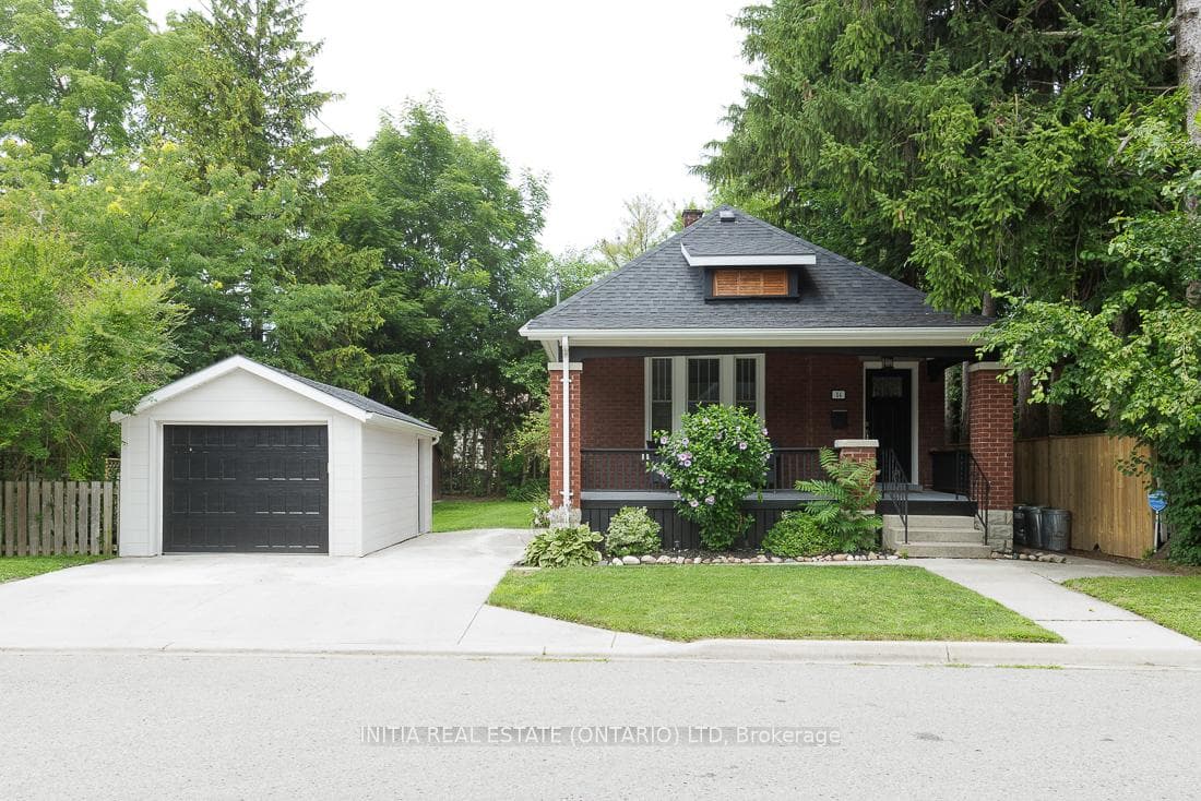 14 Carlton Avenue photo 2