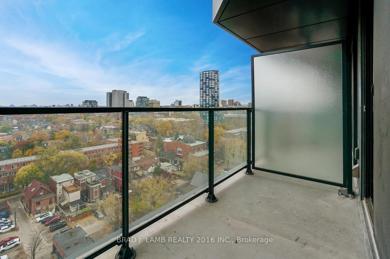 195 McCaul Street Unit 1213 photo 8