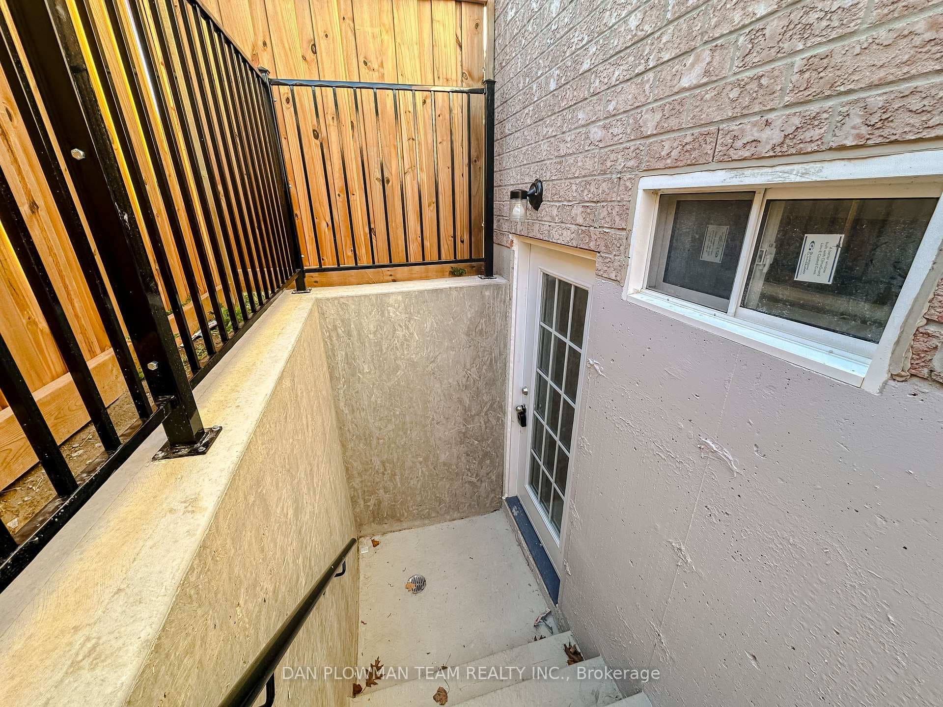 813 Groveland Avenue Unit Bsmt photo 14