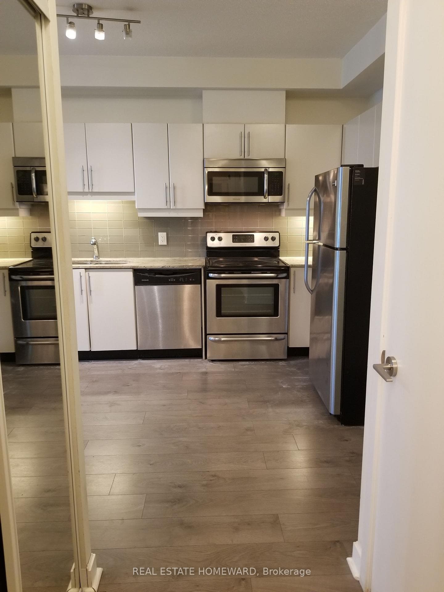 33 Bay Street Unit 302 photo 11
