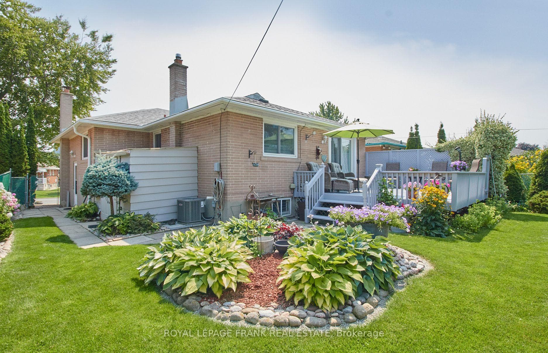 128 Allanford Road photo 22