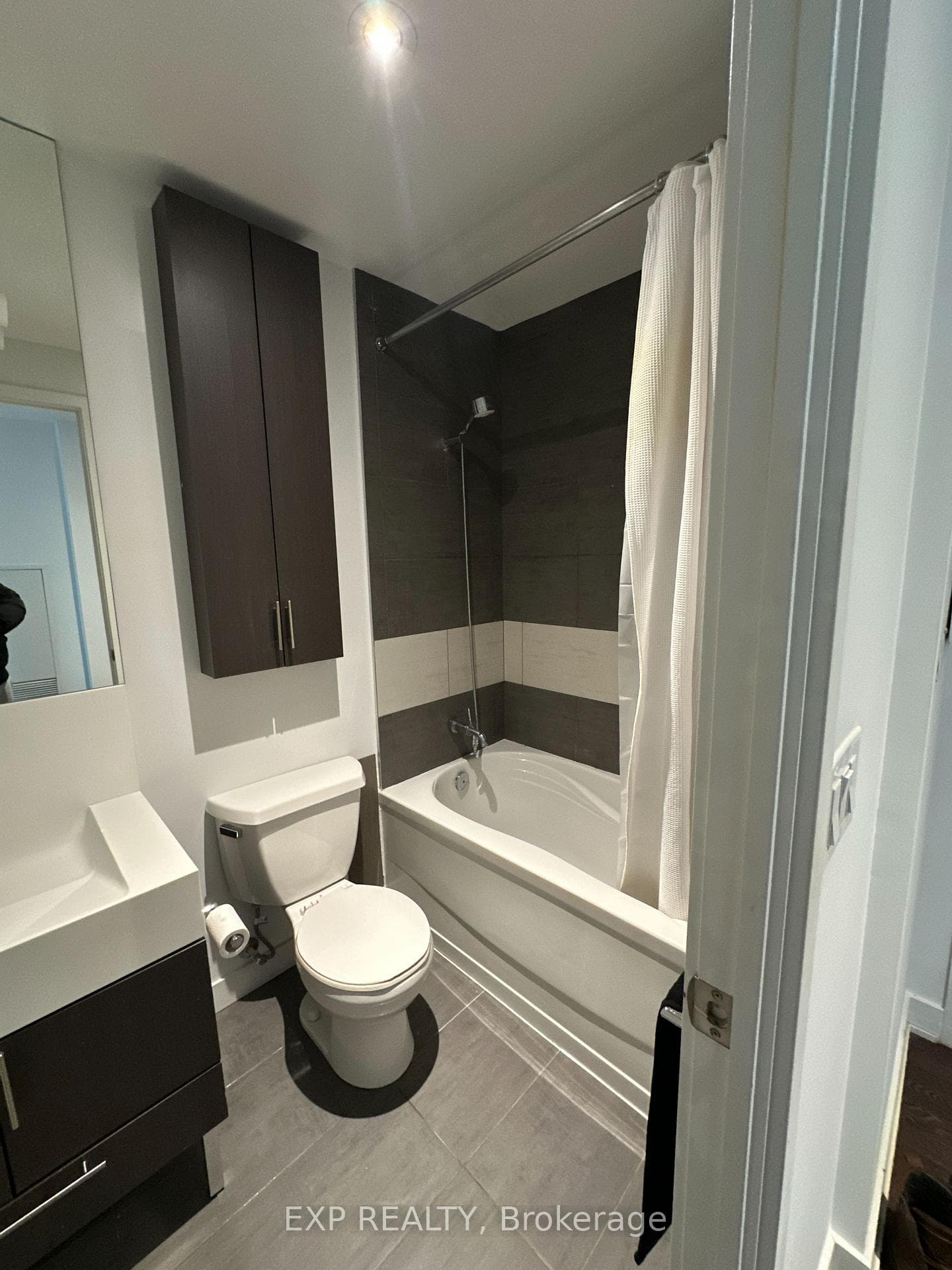 Second Washroom