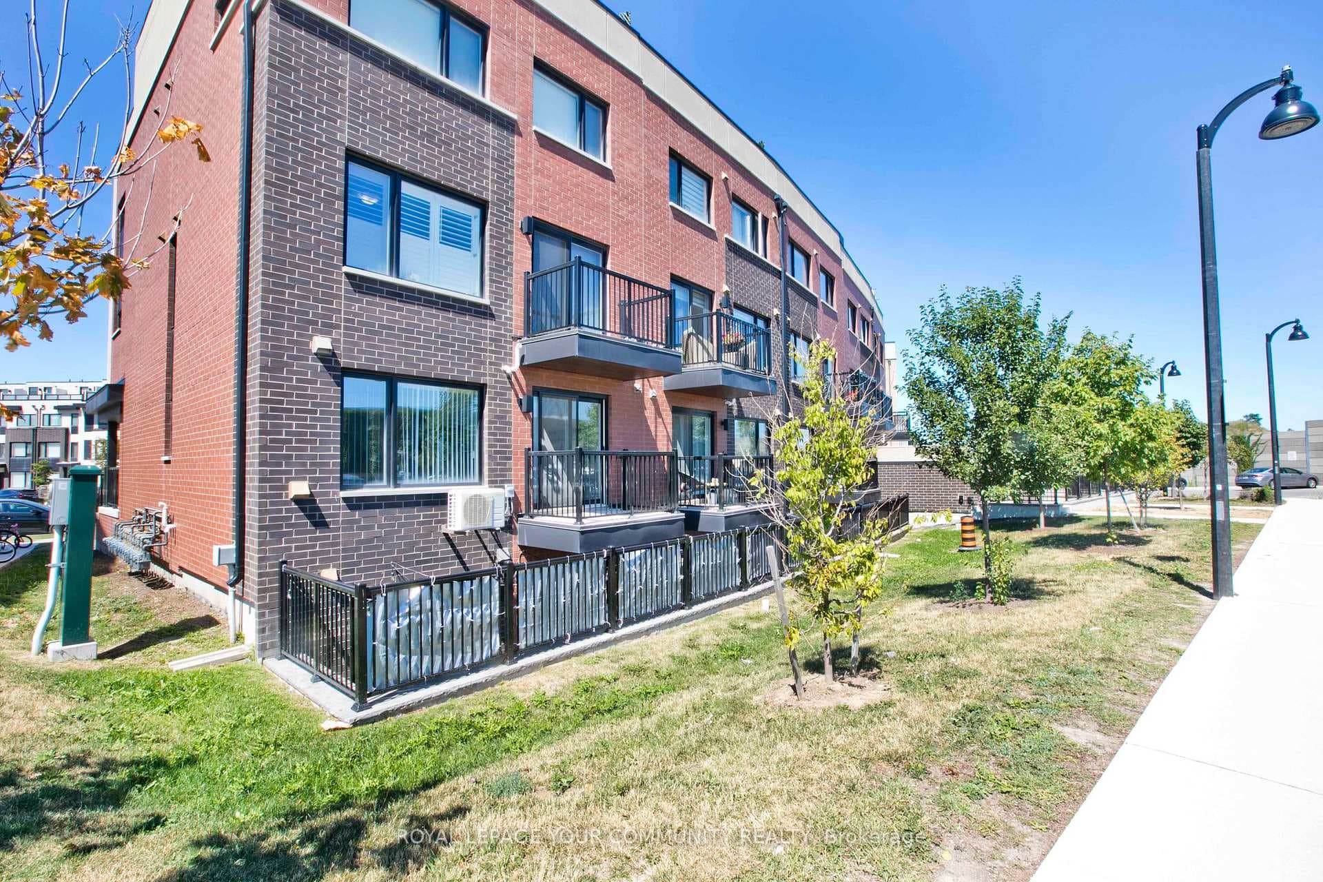 179 William Duncan Road Unit 2 photo 20