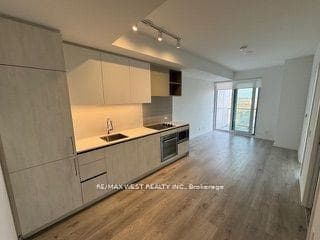 1000 Portage Parkway Unit 912 photo 5