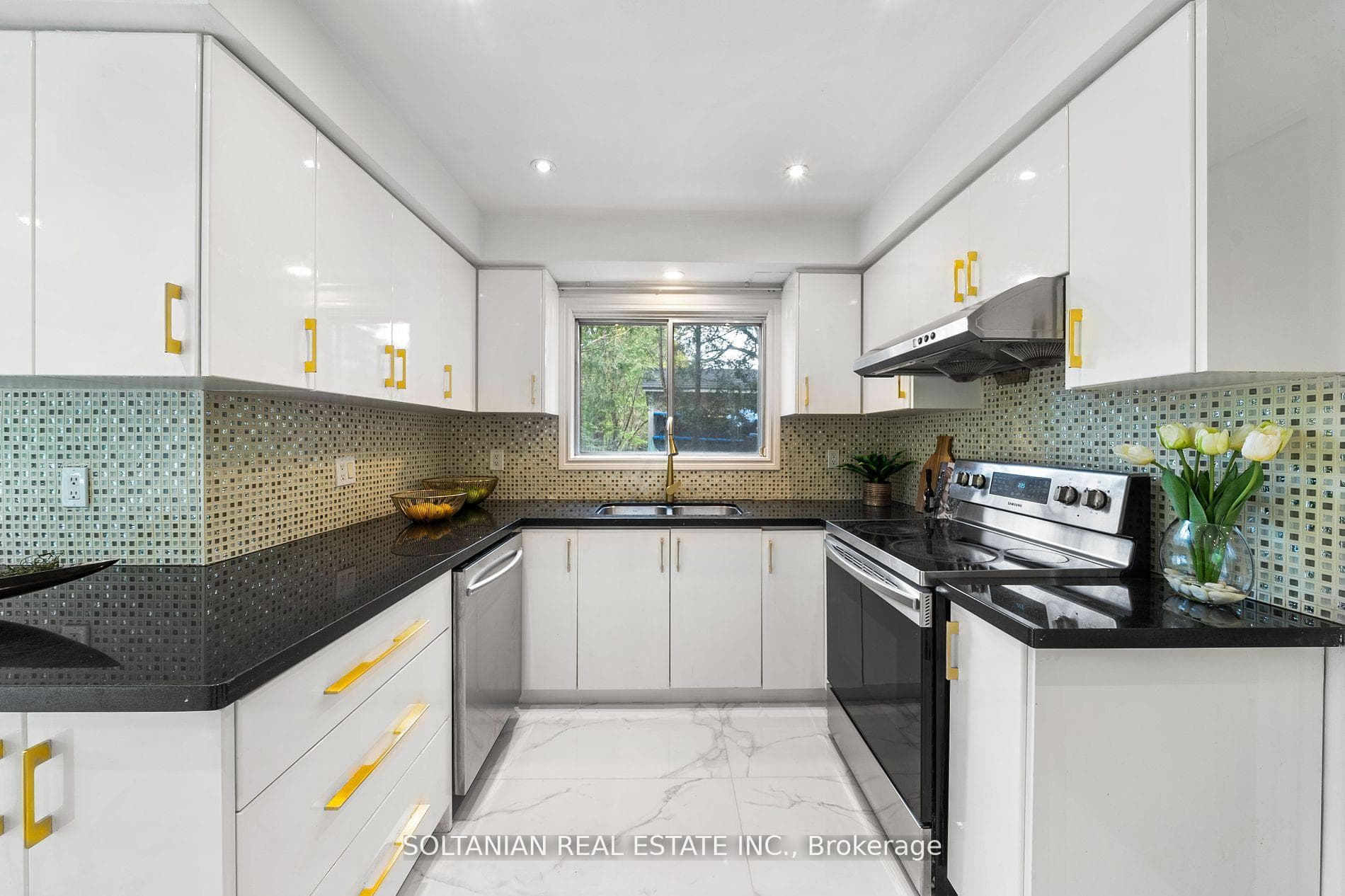 31 Glenelia Avenue photo 17