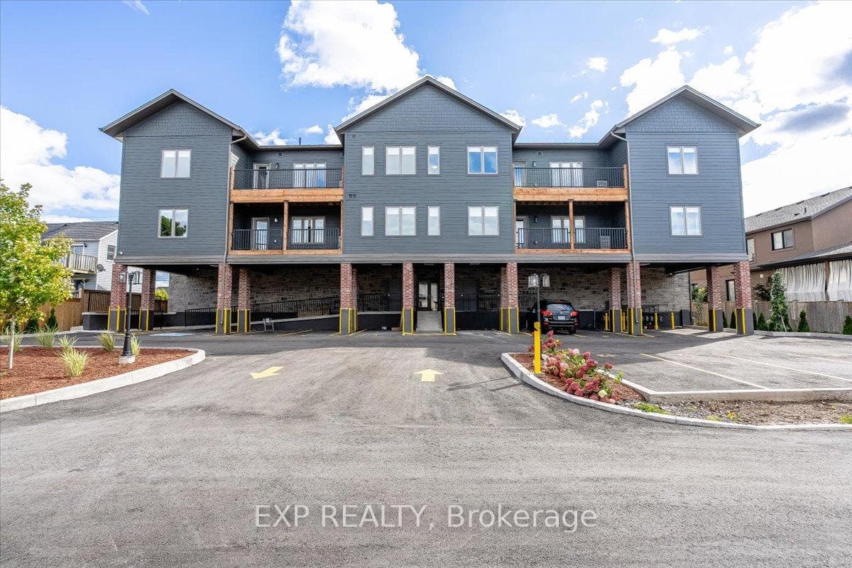 163 Port Robinson Road Unit 203 photo 4