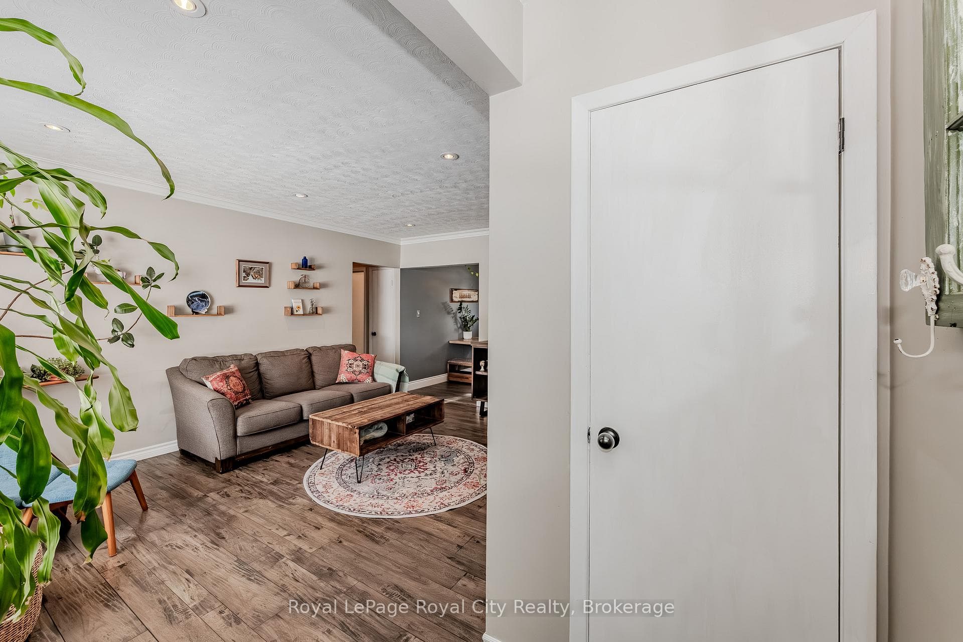 230 Stevenson Street photo 5