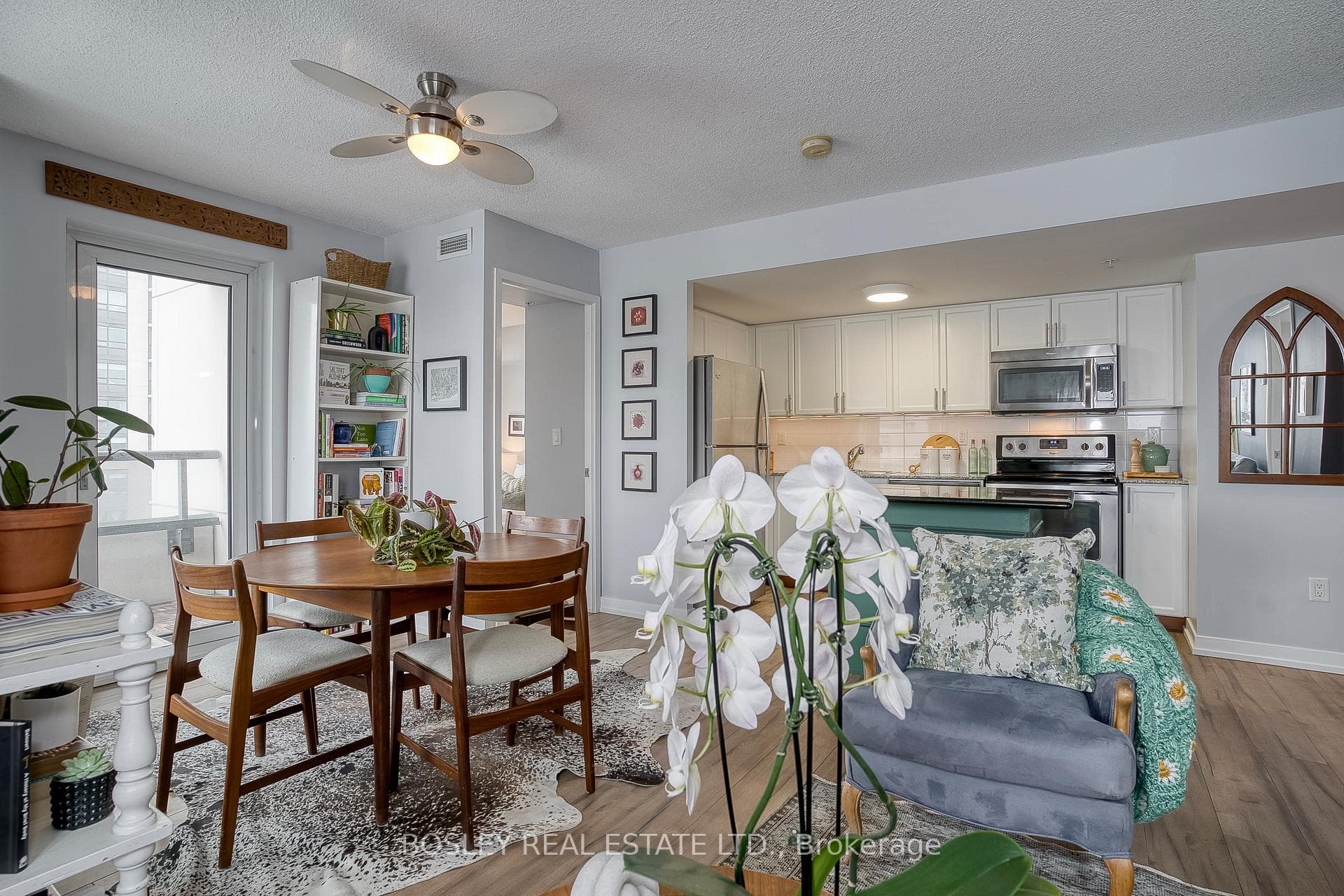 1410 Dupont Street Unit 606 photo 20