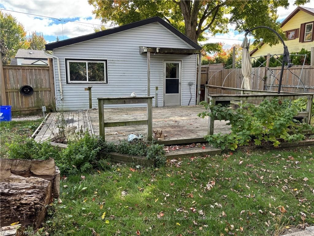 130 RICHMOND Street photo 22