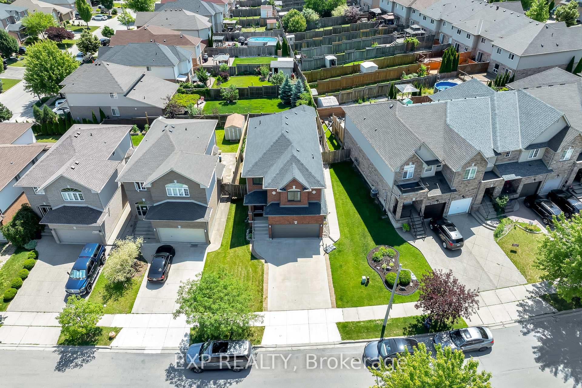 15 Meadow Wood Crescent photo 36