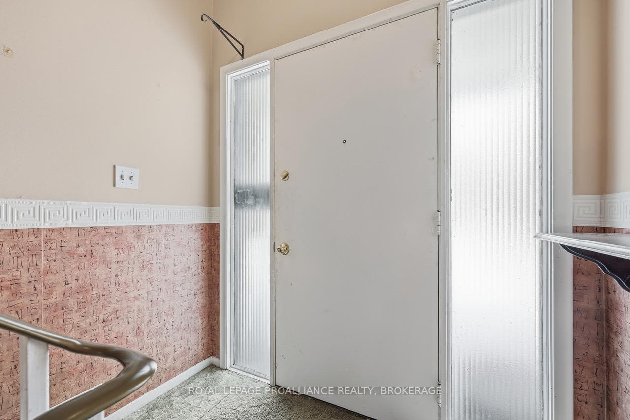 796 Hillside Drive photo 4