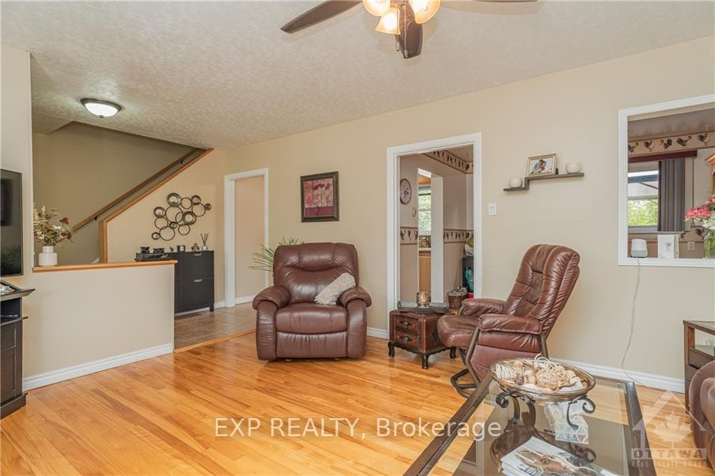 859 BORTHWICK Avenue photo 5