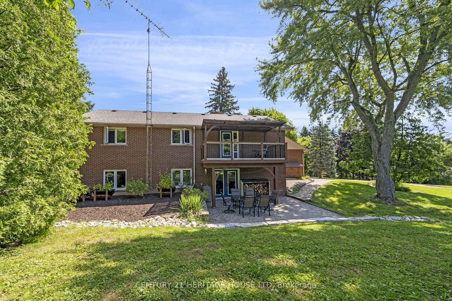7080 Bell School Line photo 37