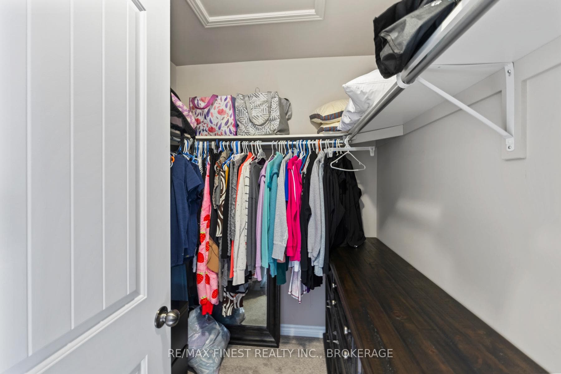 1395 TREMONT Drive photo 23