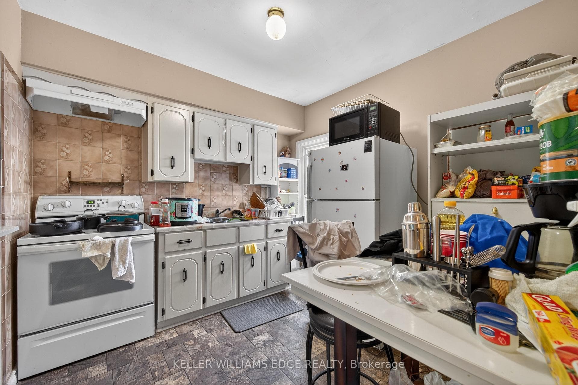 19 Morden Street photo 9