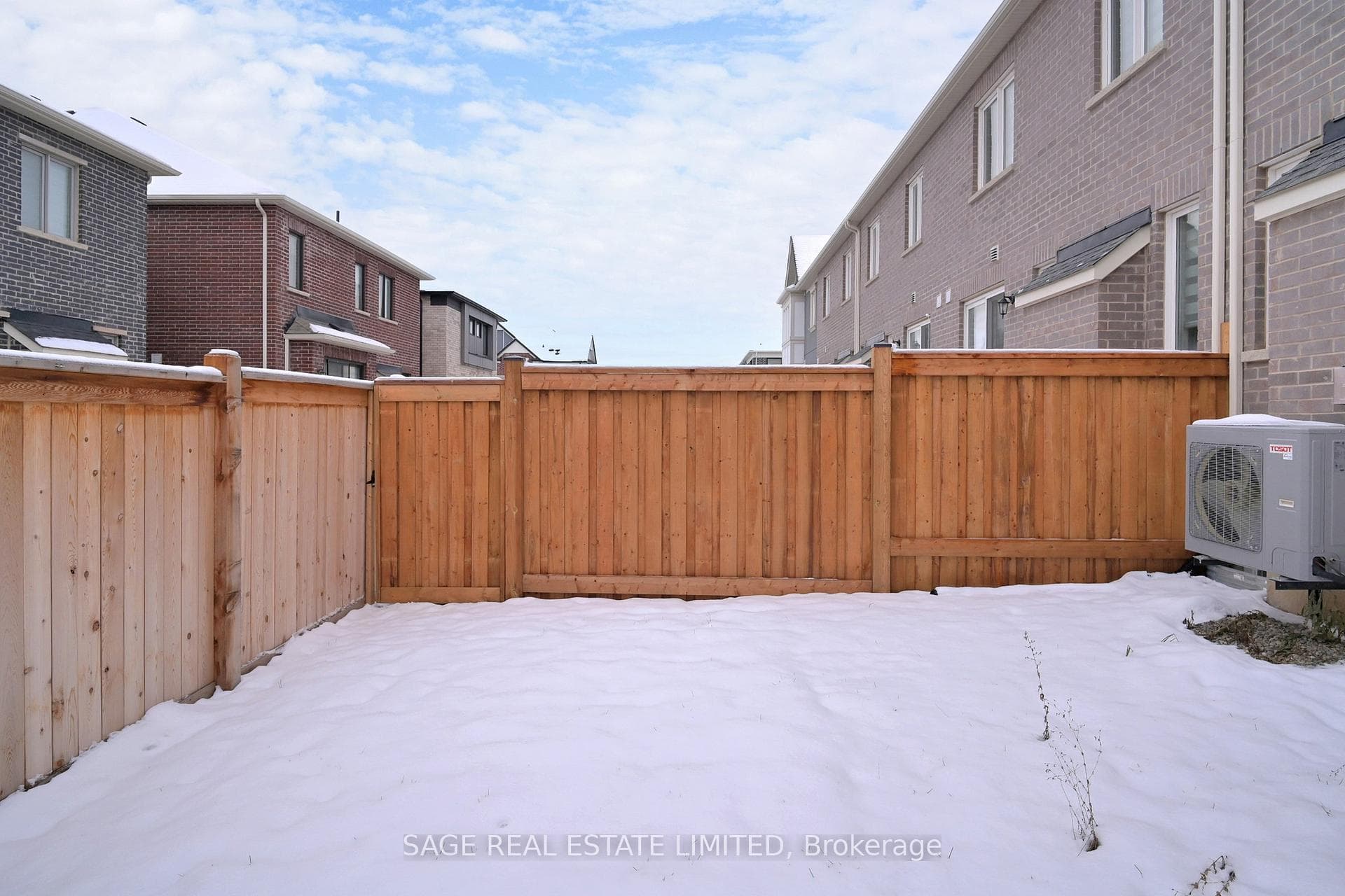 1826 Thames Circle photo 39
