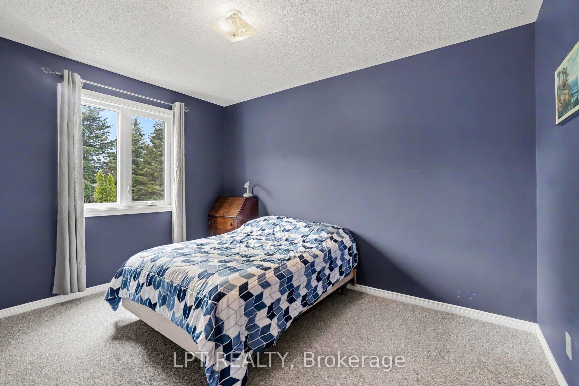 3898 Etienne Road photo 27