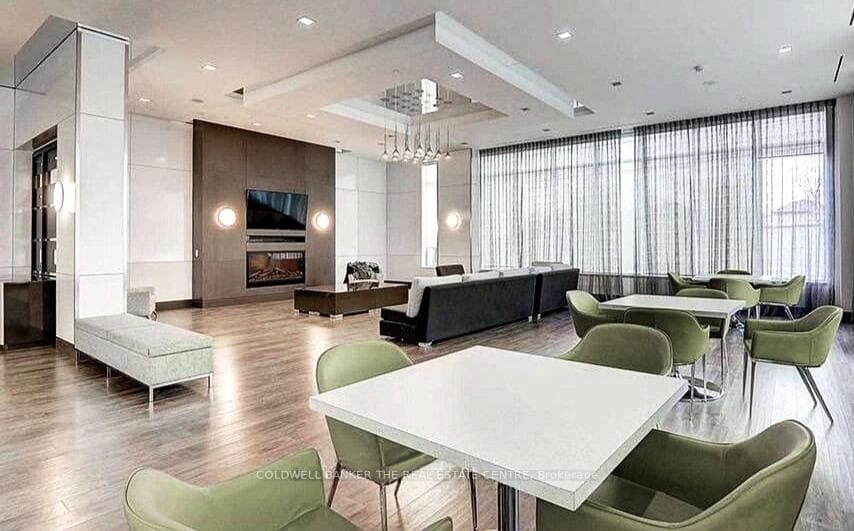 7890 Bathurst Street Unit Suite 204 photo 13