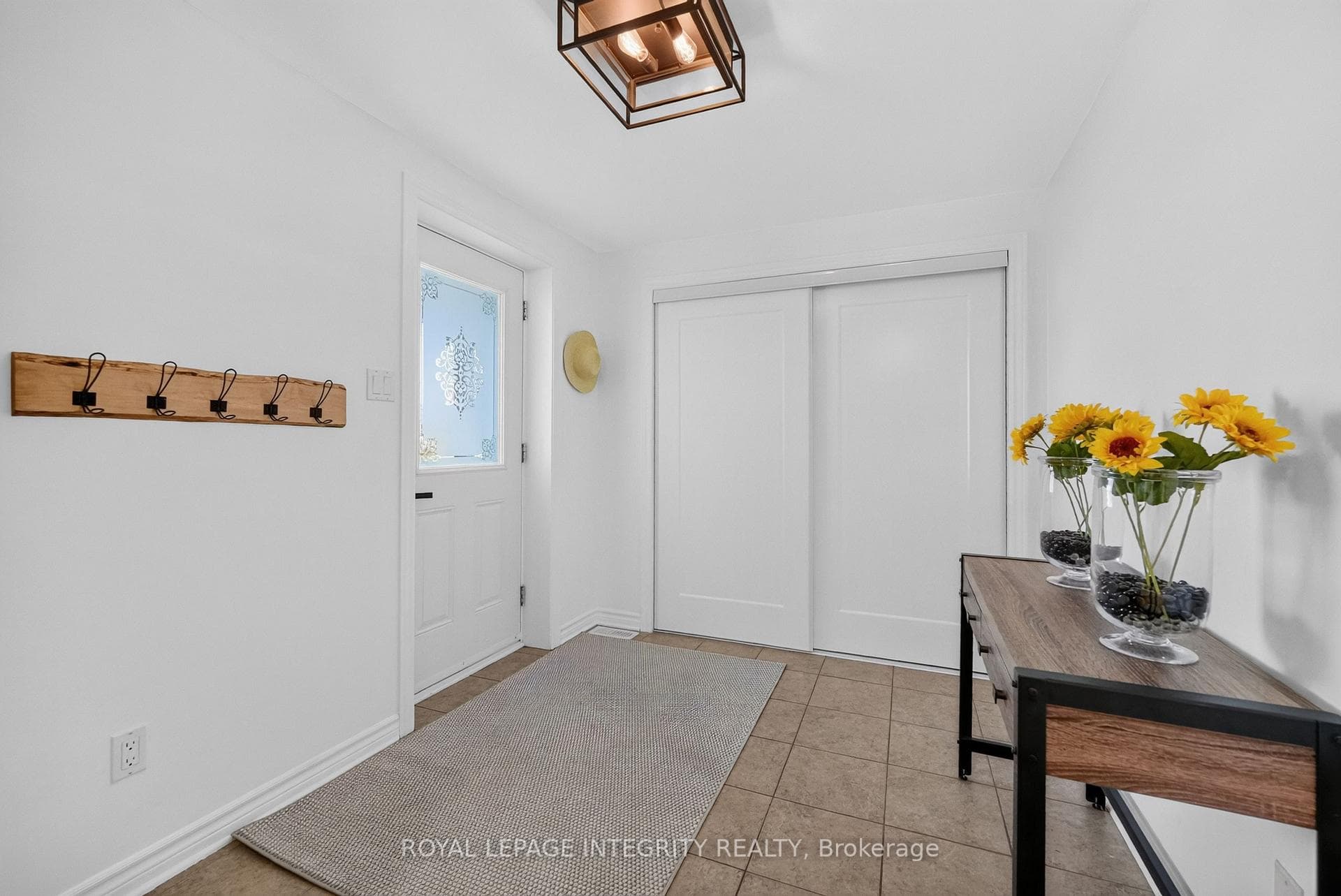 1954 Farisita Drive photo 6
