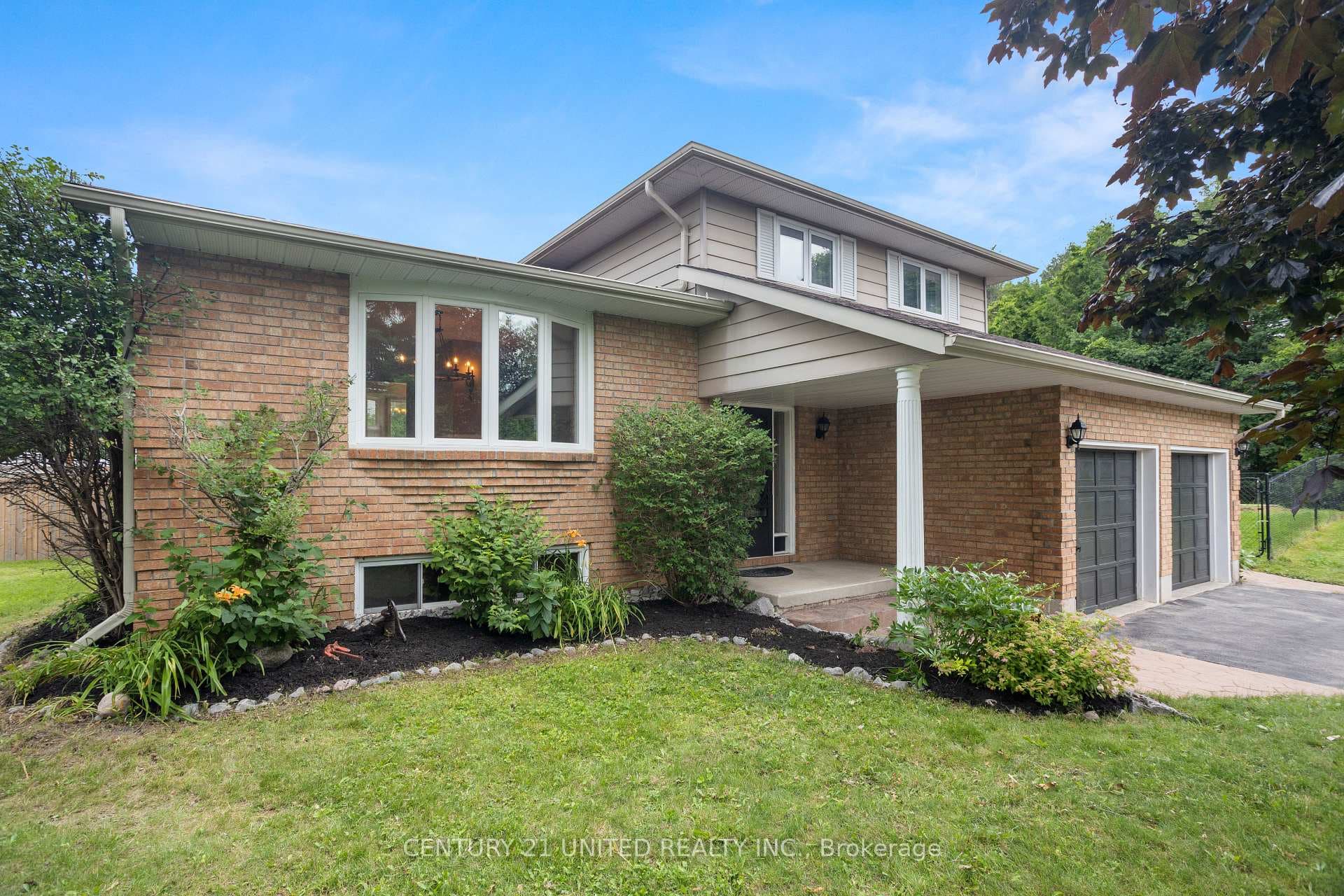 476 Franklin Drive photo 3