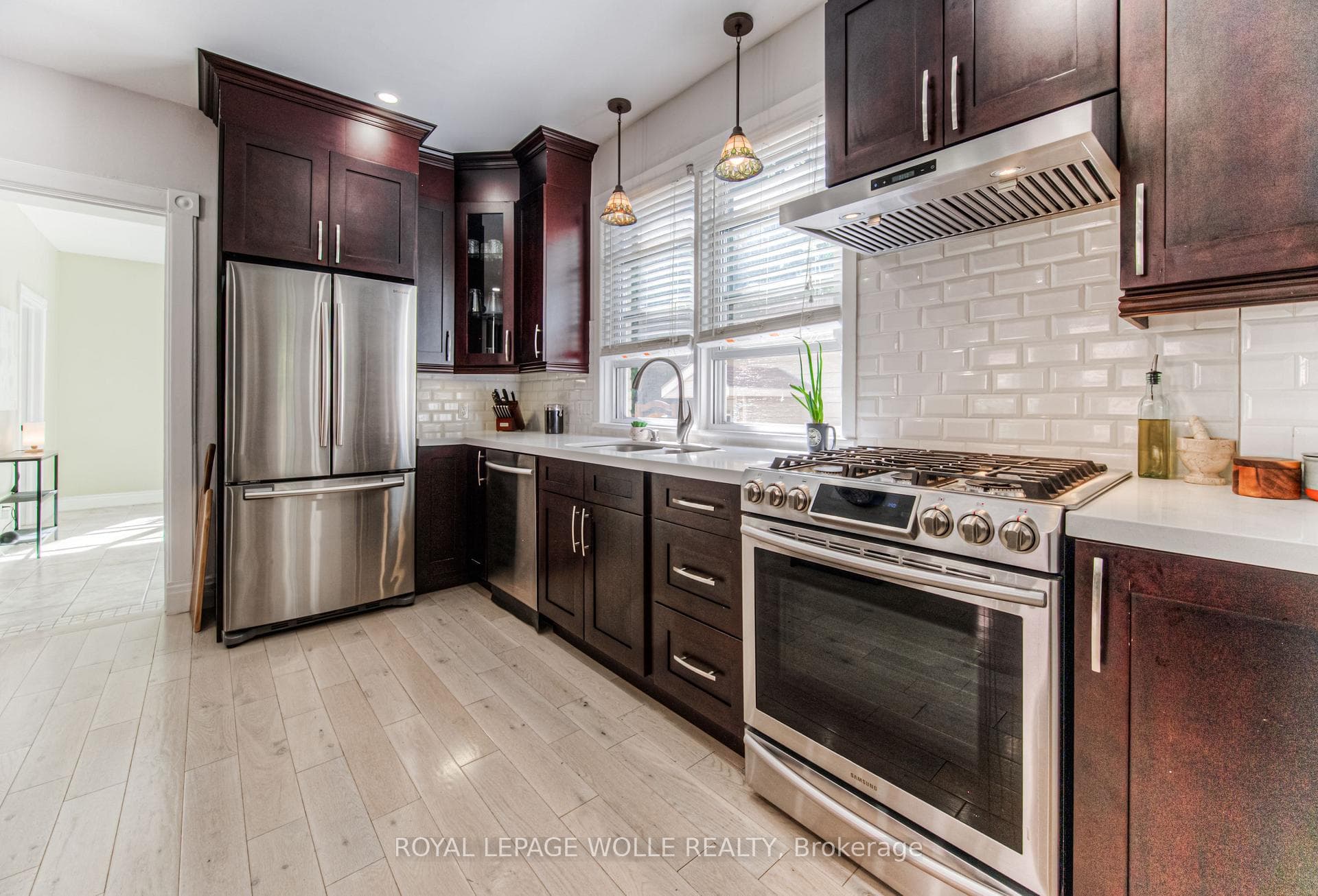 93 Joseph Street photo 15