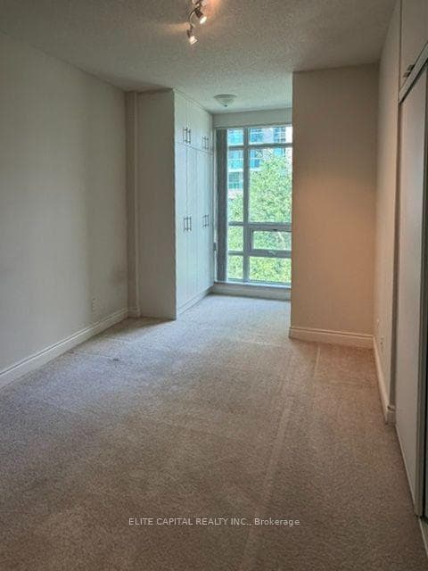 31 Olive Avenue Unit 203 photo 18