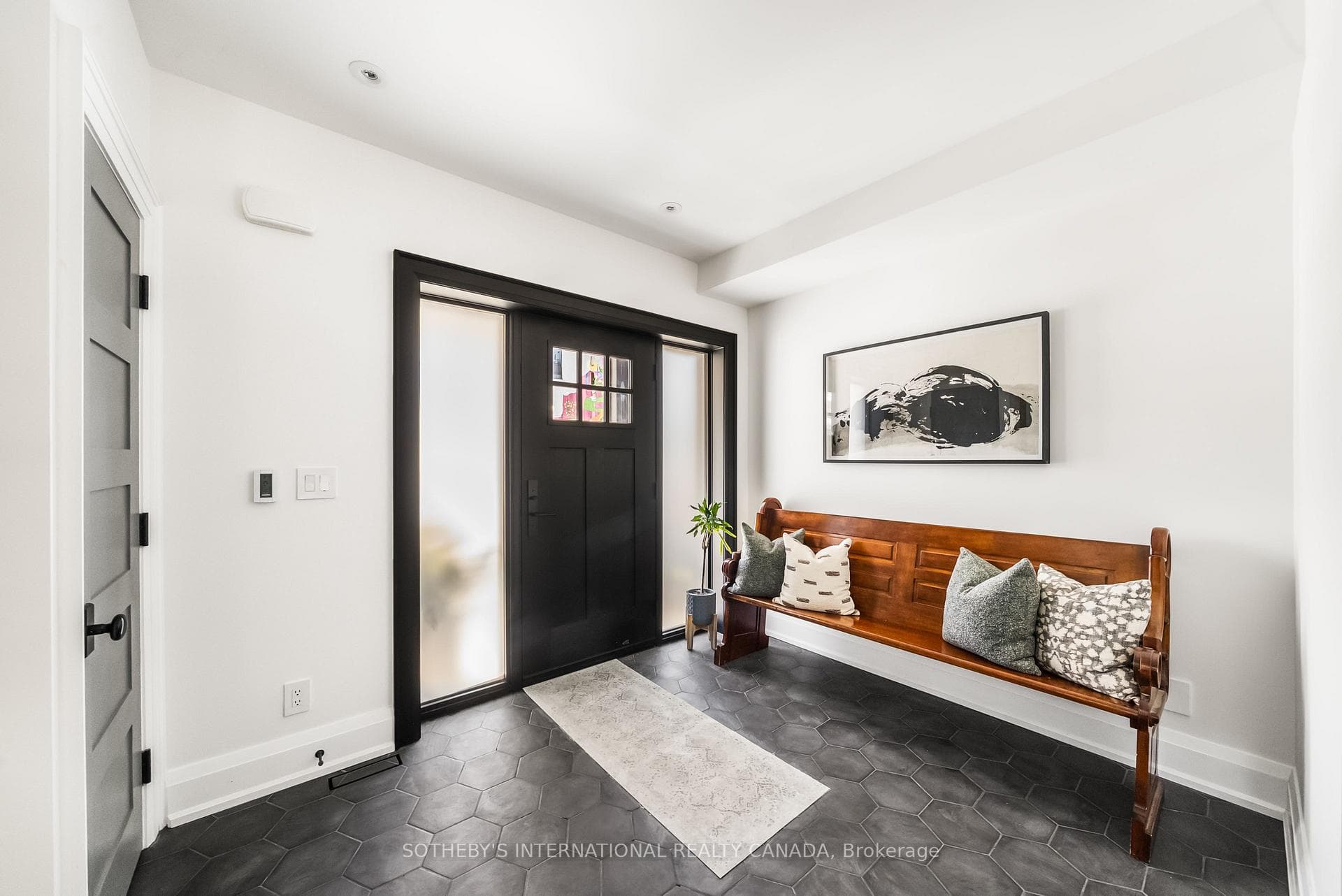 212 Winona Drive photo 3