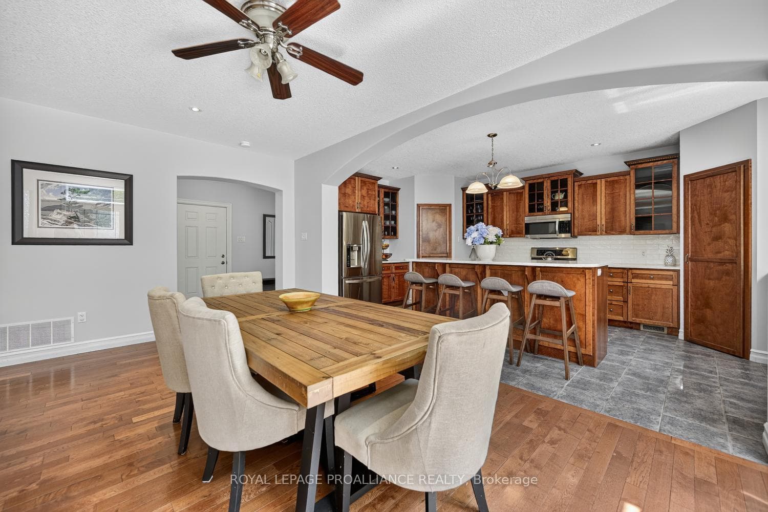 1330 Cuthbertson Avenue photo 11