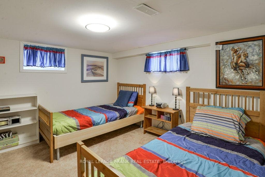 117 Campbell Beach Road photo 22