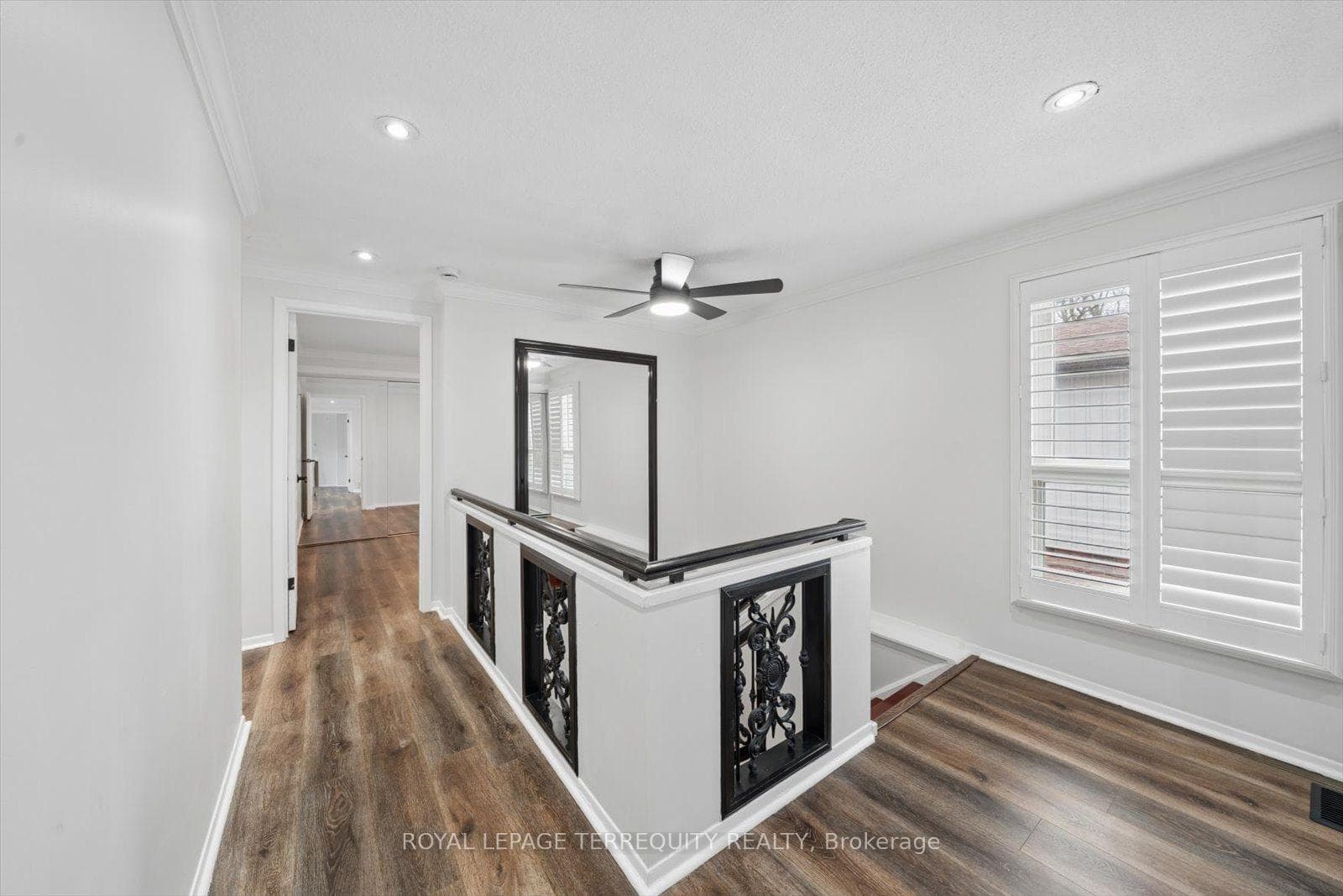 1825 Hyde Mill Crescent photo 27