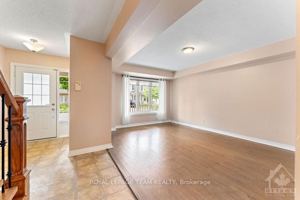 155 HARMATTAN Avenue photo 3