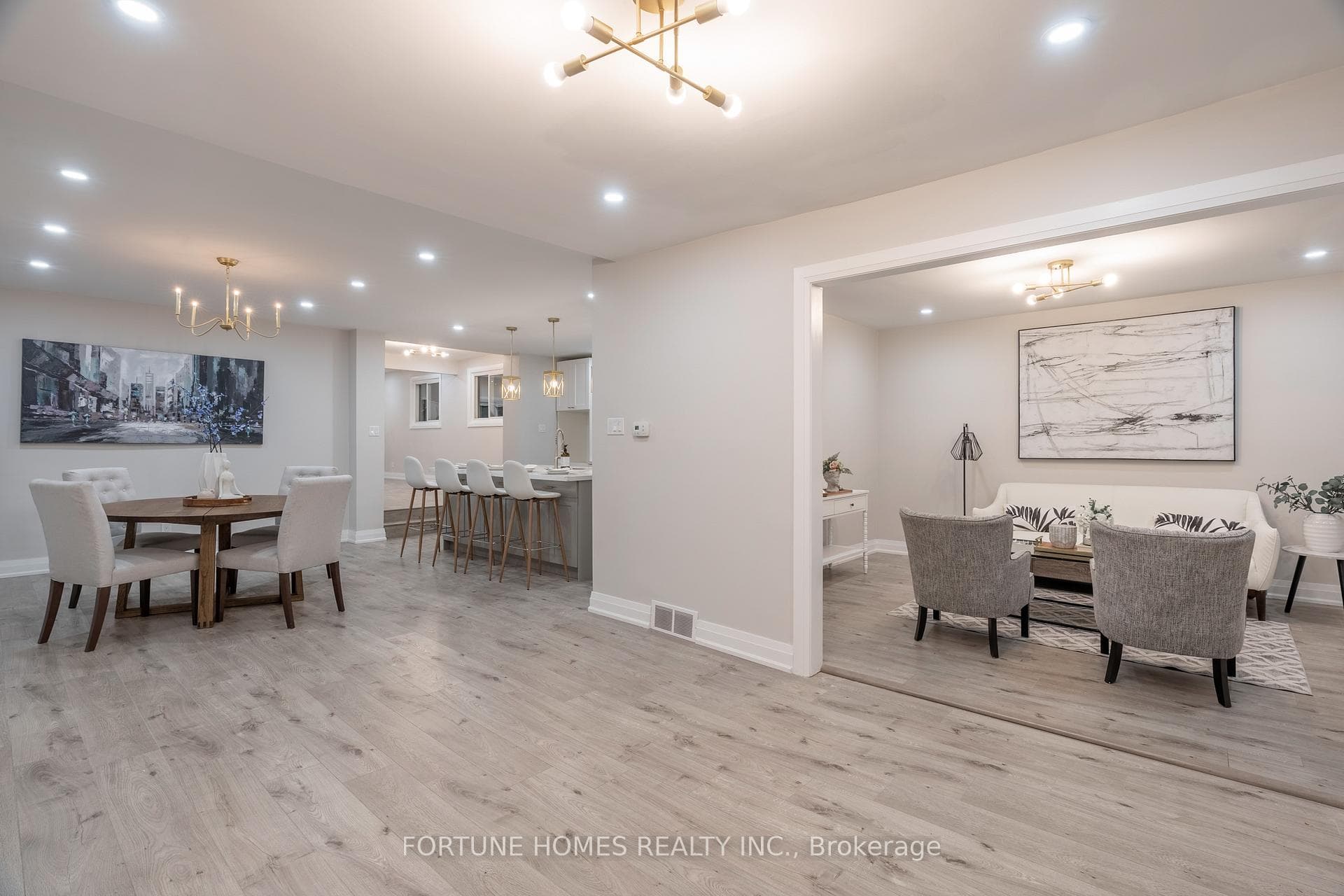 118 chetwood Street photo 4