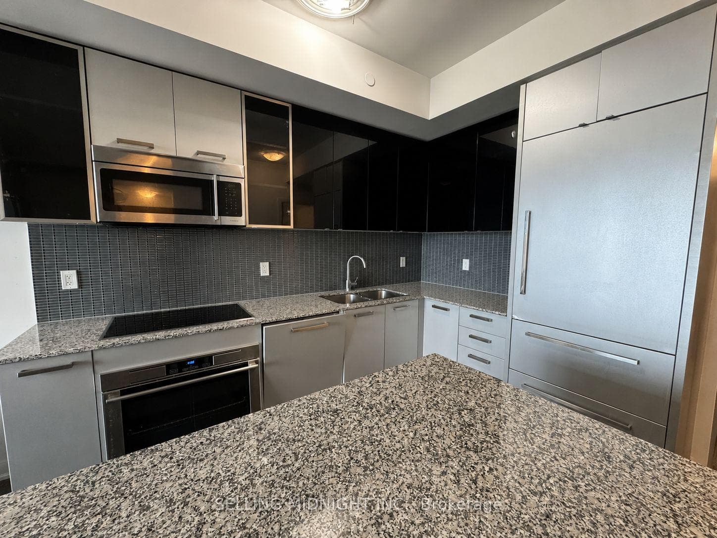 5162 Yonge Street Unit PH301 photo 4