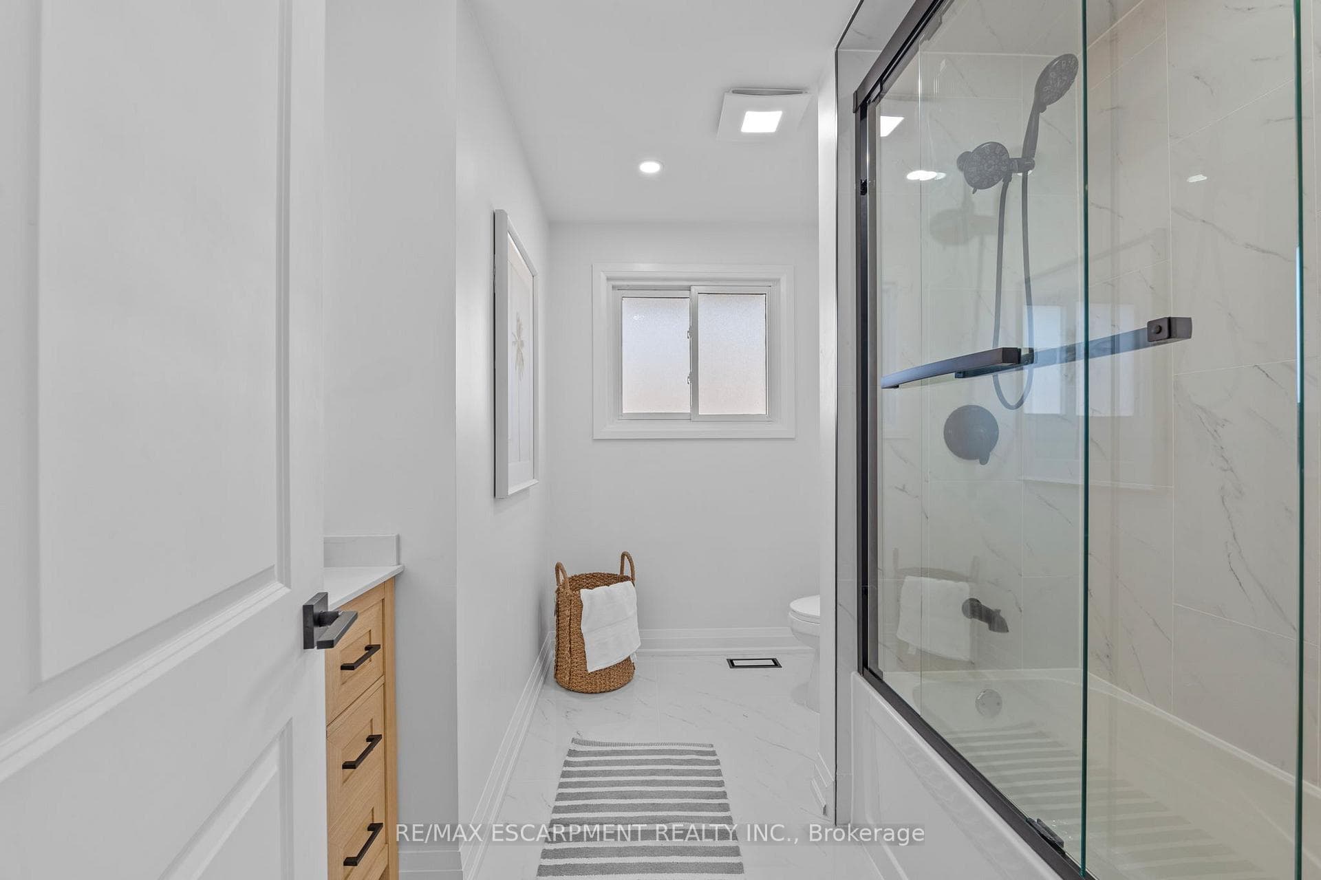 52 Stoney Brook Drive photo 24