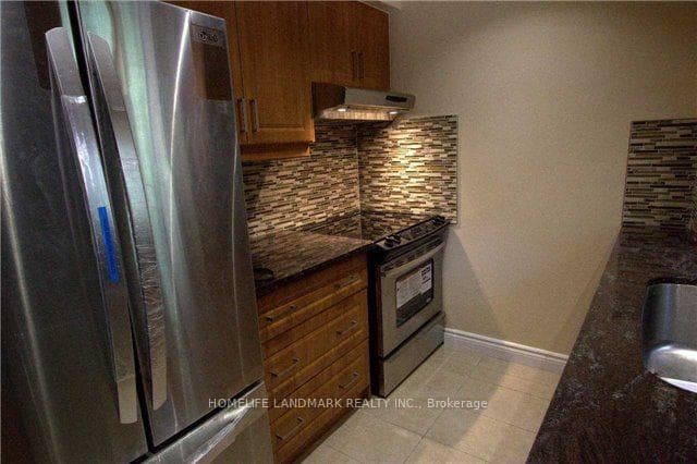 102 Beaverbrook Court photo 5