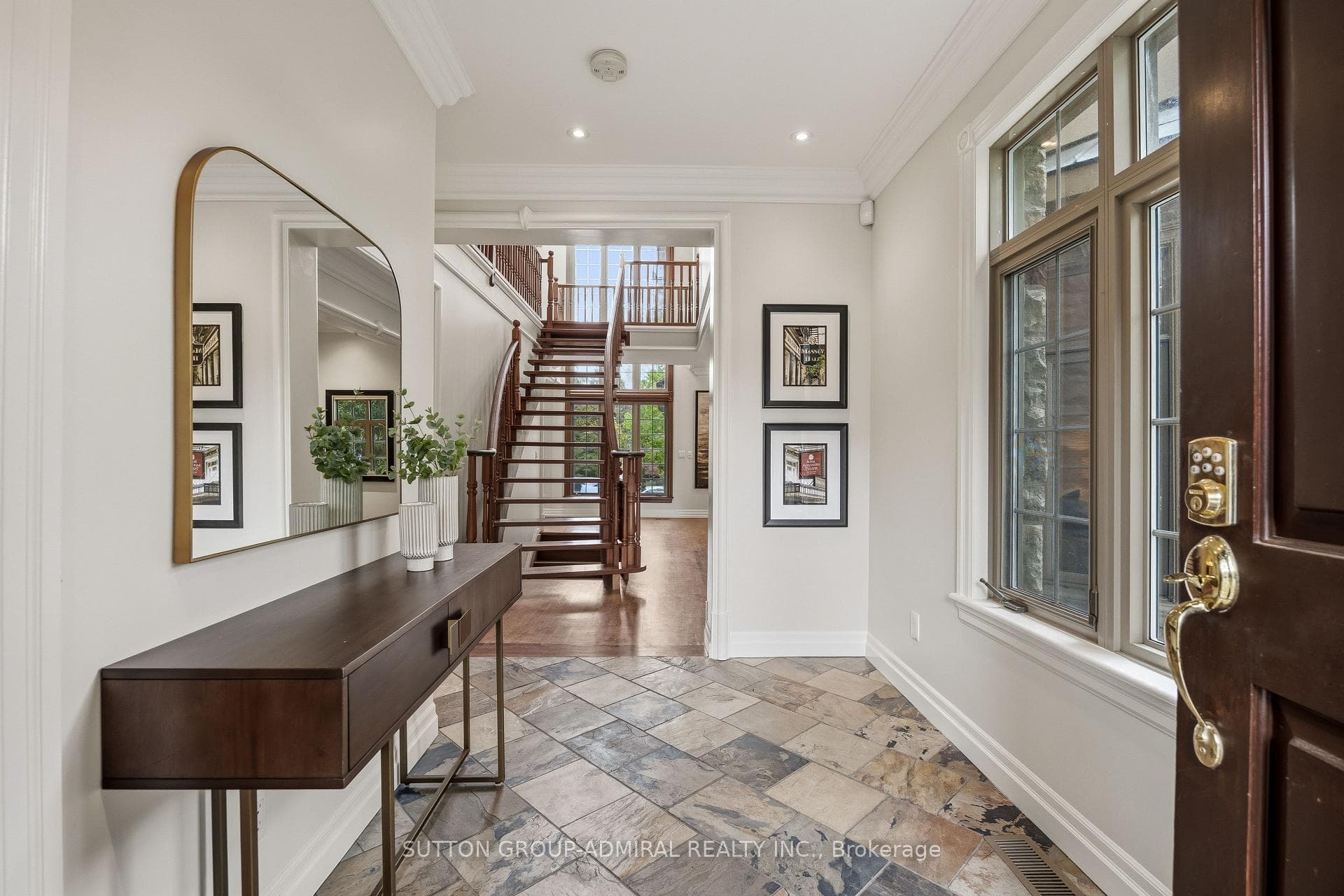 47 Johnson Street photo 5