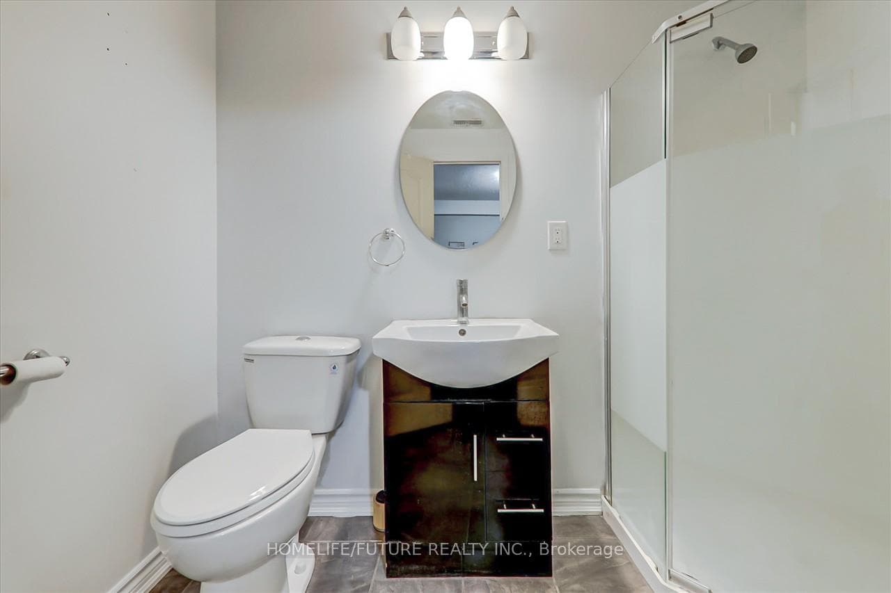 64 Bonspiel Drive photo 22
