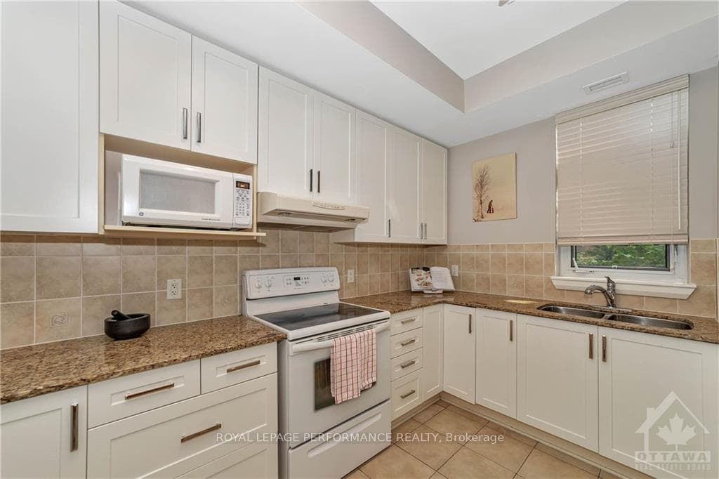 205 BOLTON Street Unit 227 photo 11